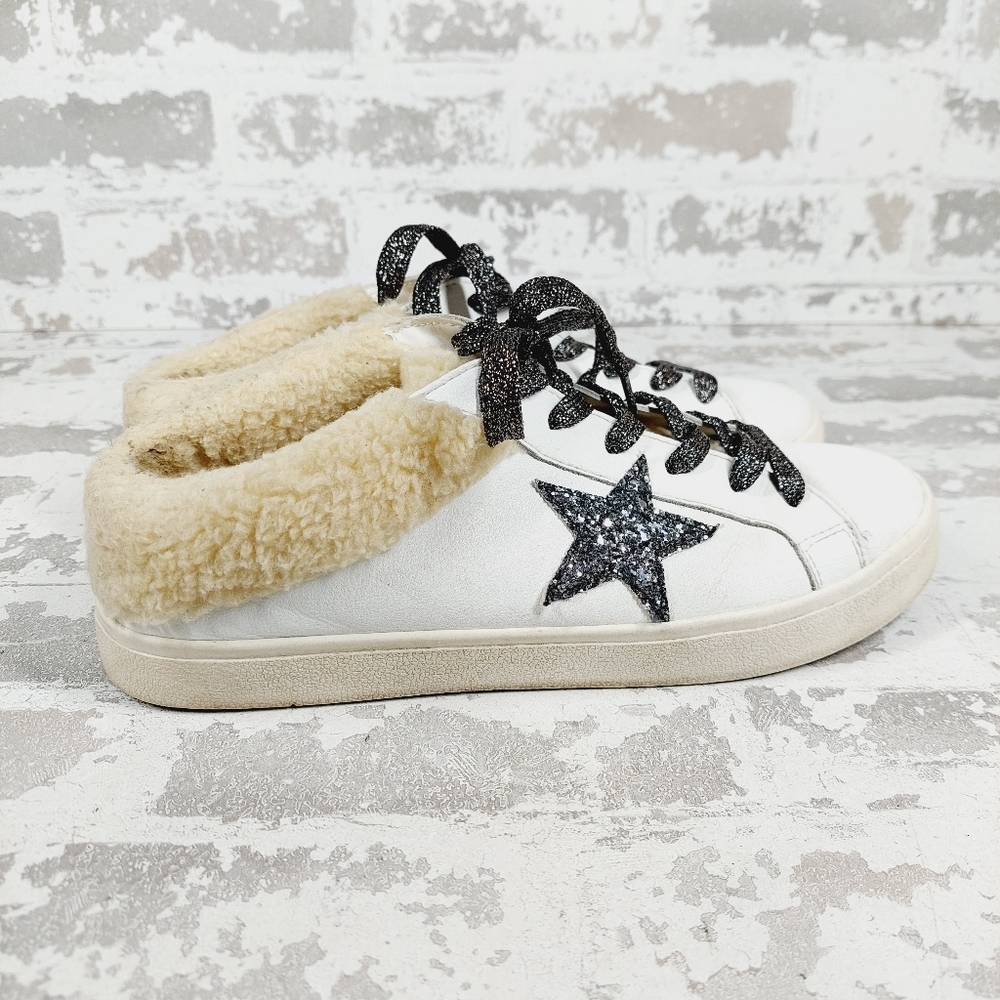 Steve Madden Women's Polaris Silver Star Sneaker in White V588 - Picture 5 of 11